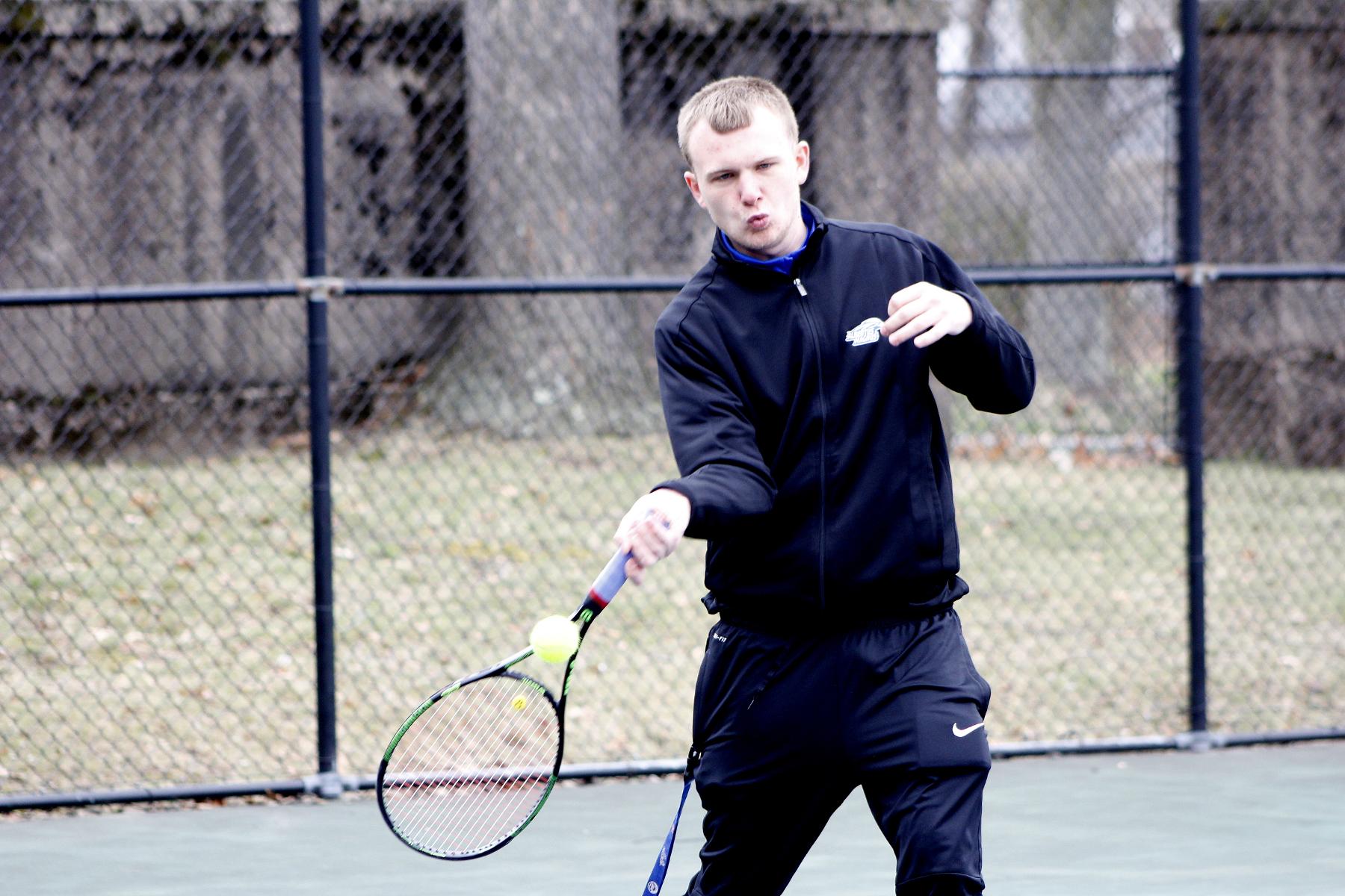 Men's Tennis Races Past CCNY in Home Opener