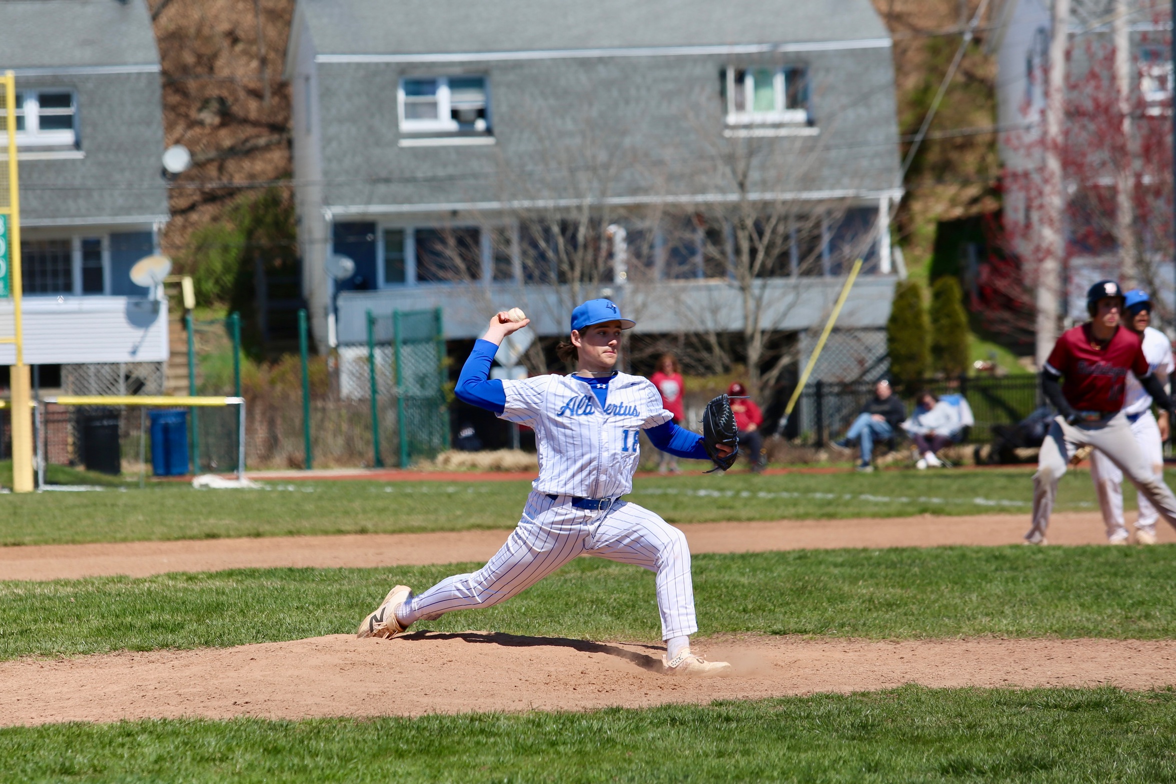 Thomas Throws Complete Game Shutout, O&rsquo;Hara Hits Grand Slam As Baseball Splits with Dean