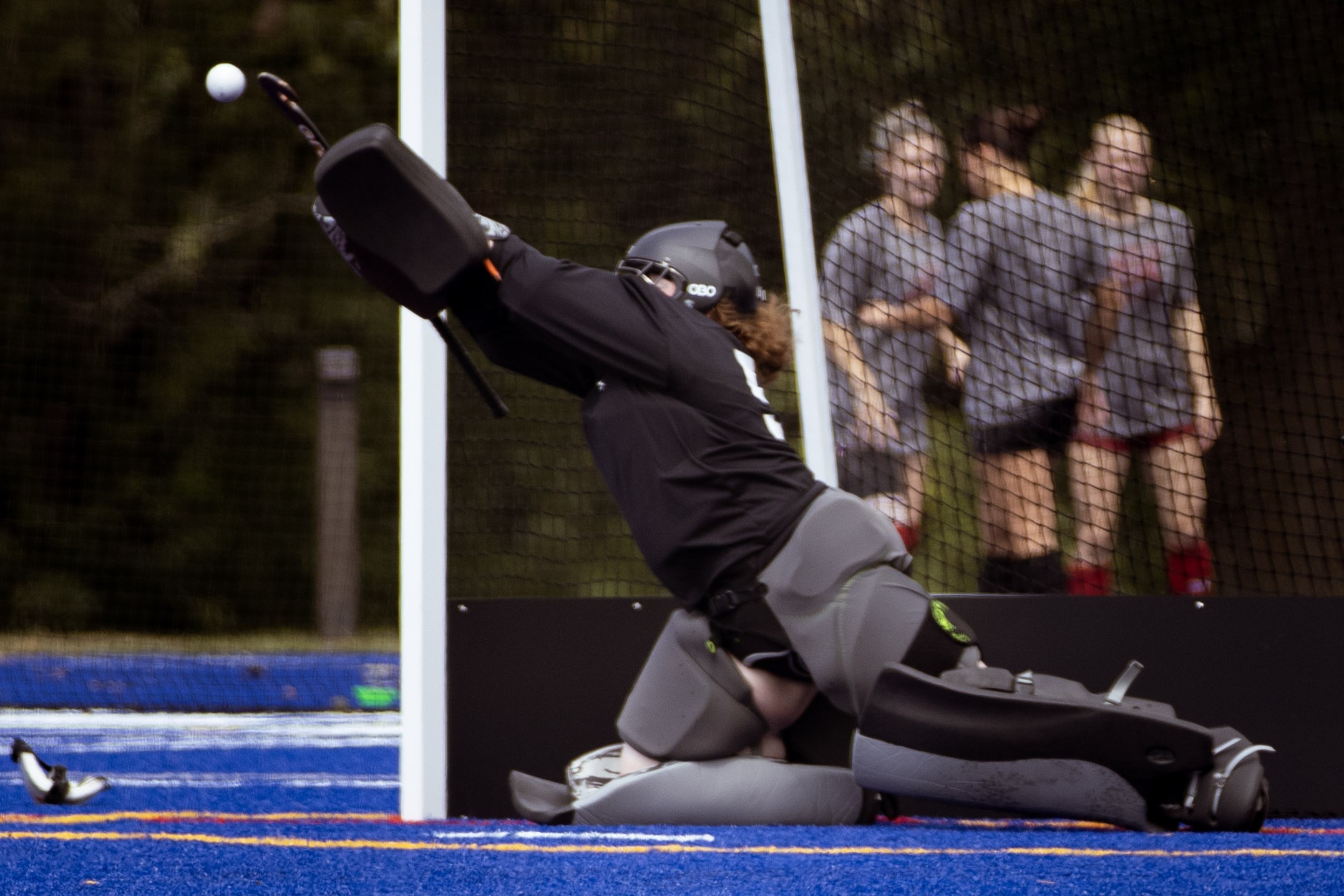 Field Hockey Picks Up First Win Of The Season In Shutout Of Elms