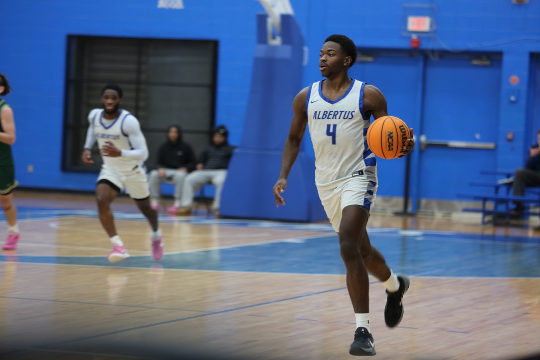 Ford, Jr. Nets Career-High 29 Points in Win at Norwich; Men's Basketball Extends Win Streak to Four