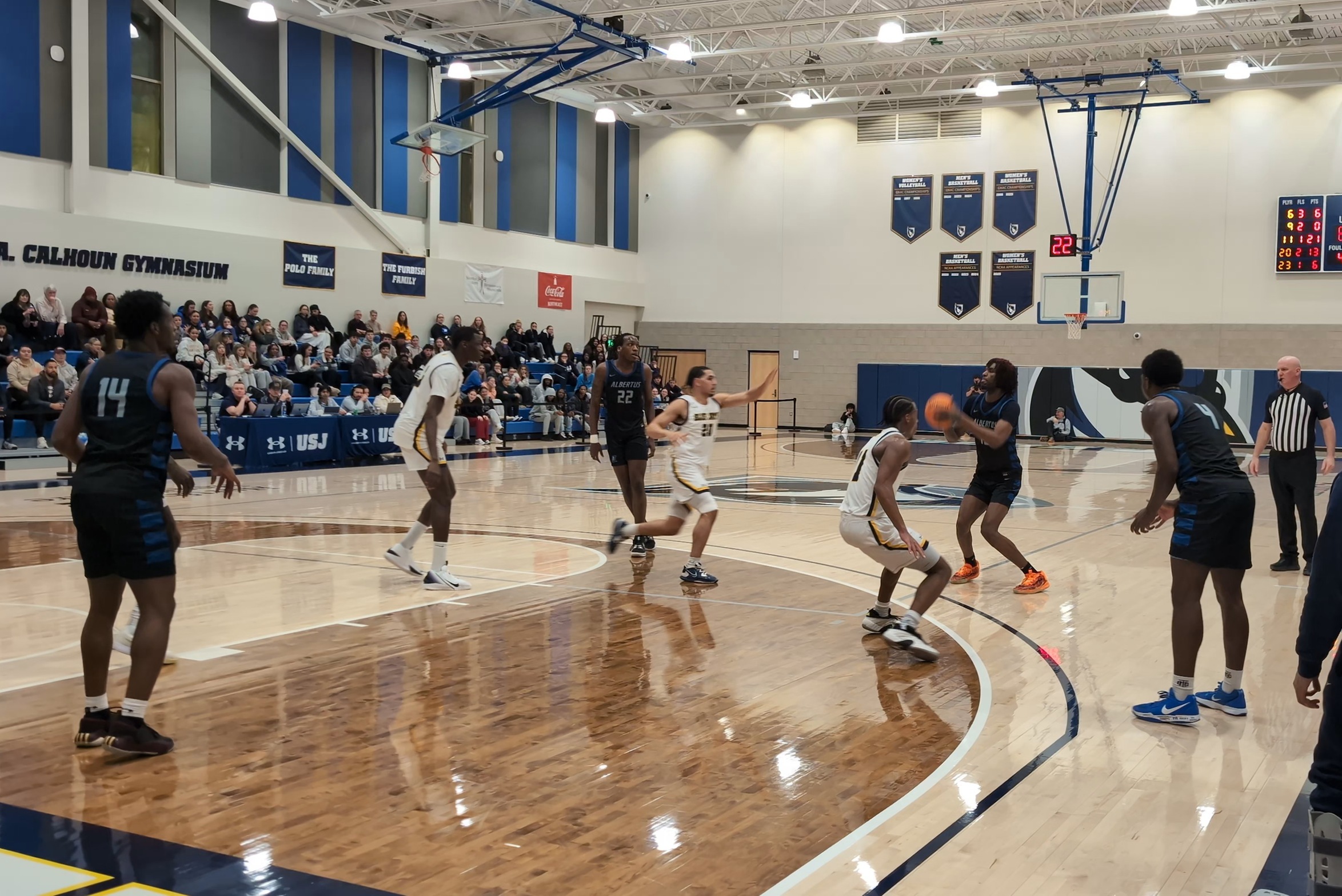 Four Players Score In Double Figures, But Men's Basketball Drops GNAC Game To USJ