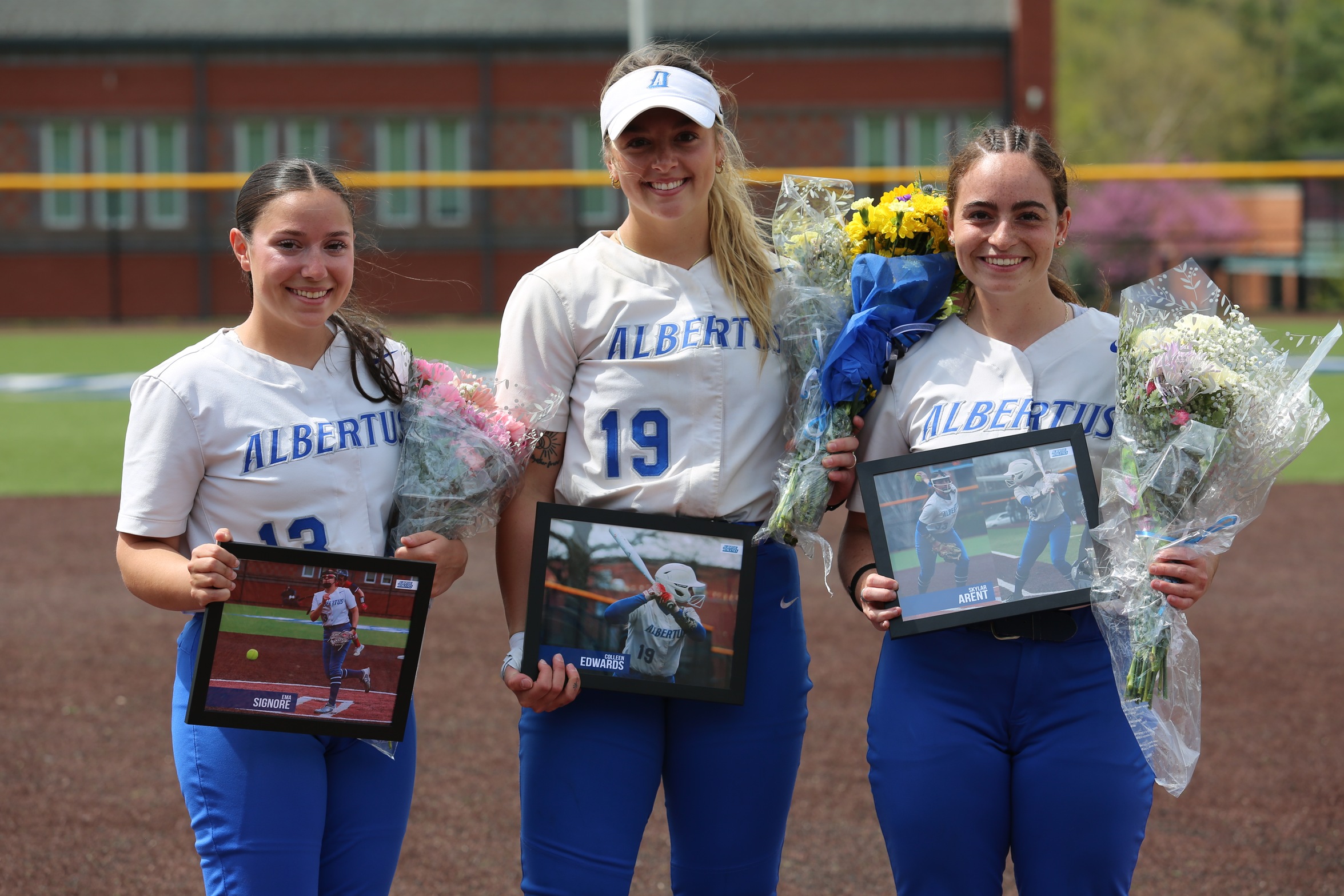 Senior Day Sweep: Softball Dominates Dean