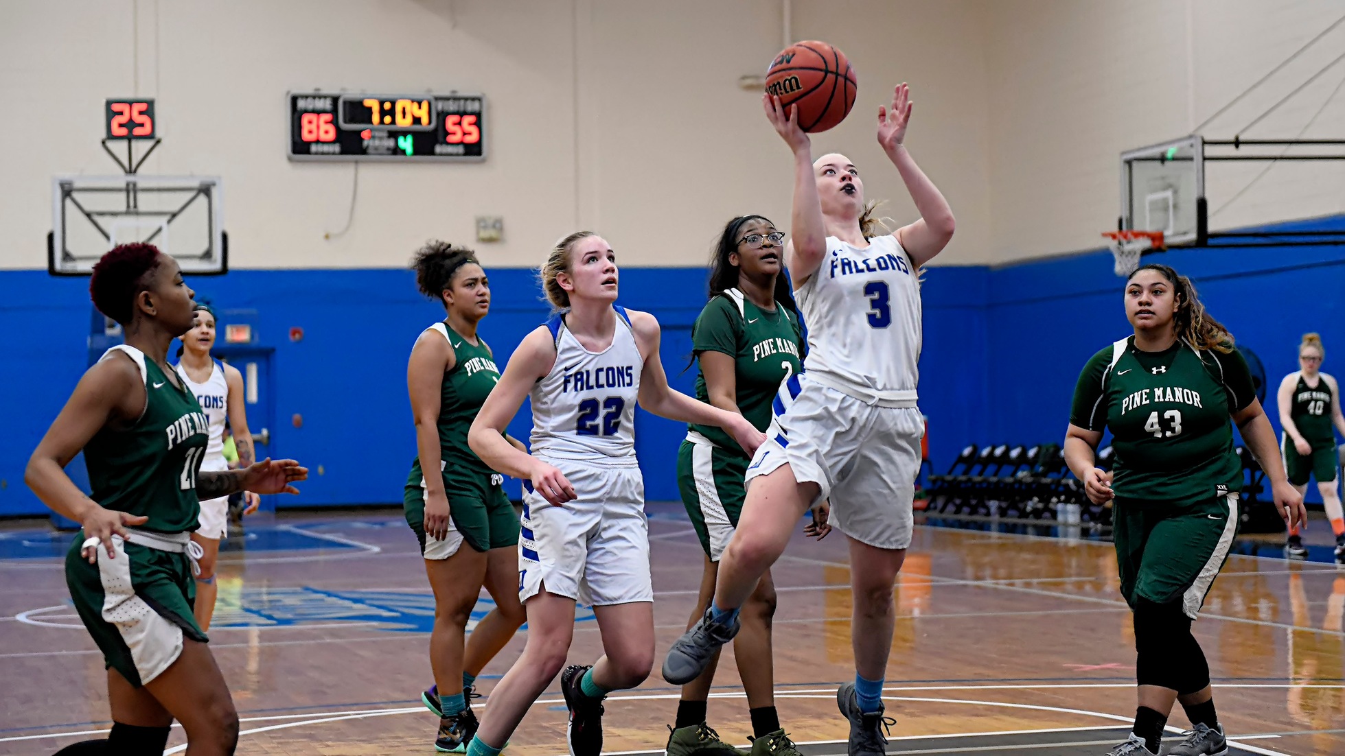 Photo by: Ron Waite/Photosportacular