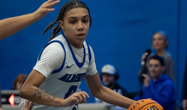 Women's Basketball Goes Wire-To-Wire; Velez Nets 33 Points In Win Over Dean