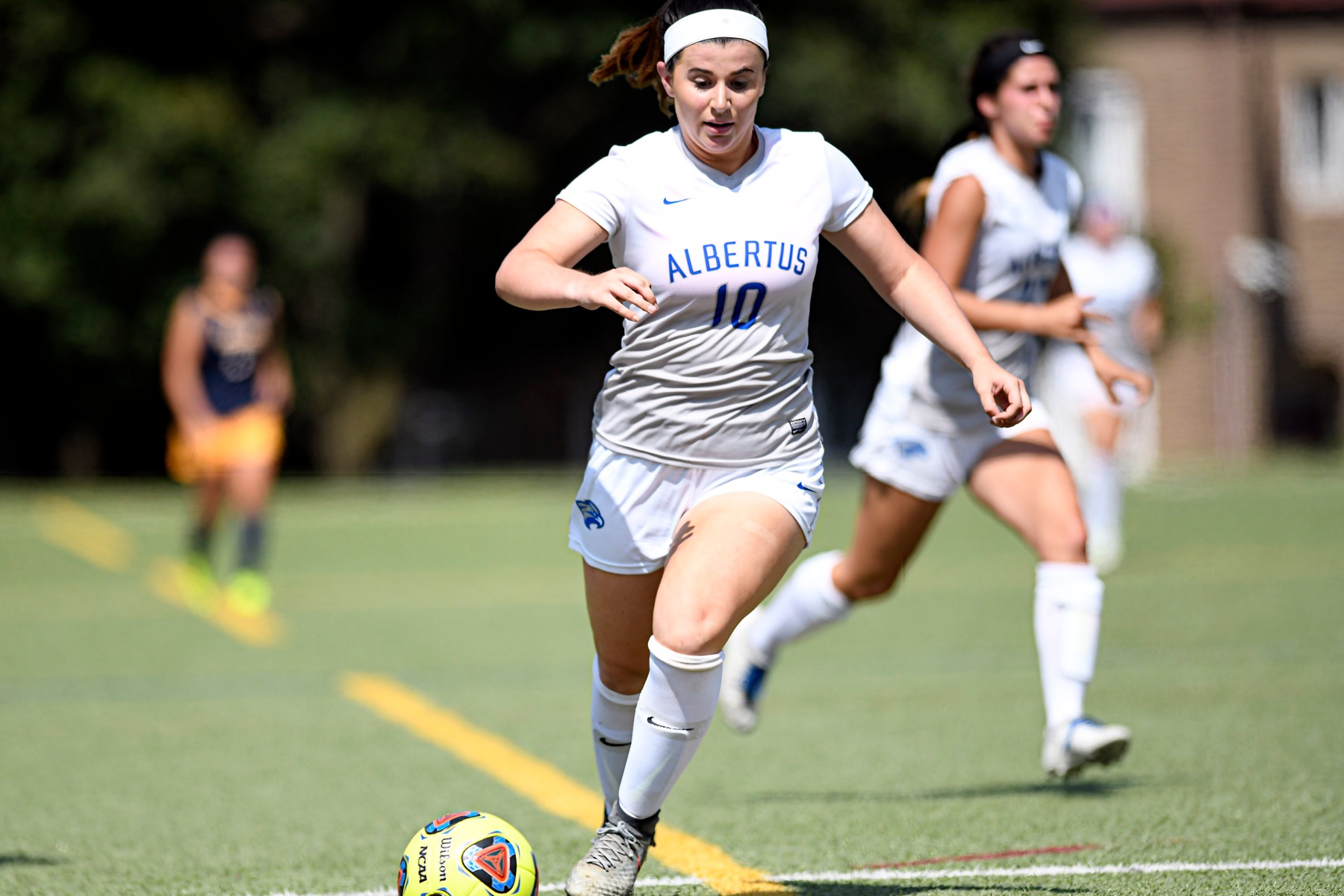 Kikosicki Scores Game-Winner in Falcons' 2-1 Win over Simmons