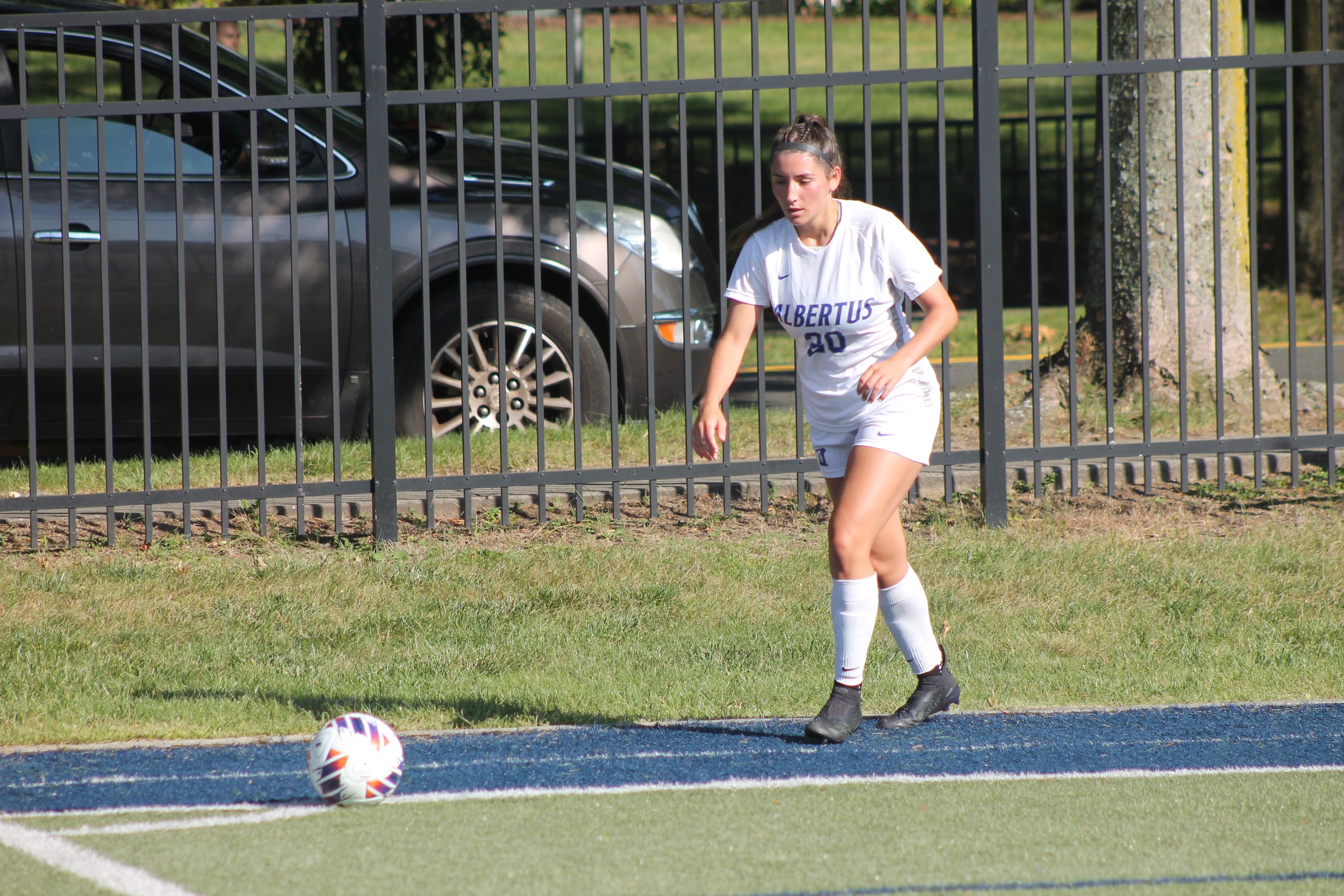 Ismaili Scores Twice, But Women's Soccer Drops Heartbreaker To University Of Saint Joseph In GNAC Opener