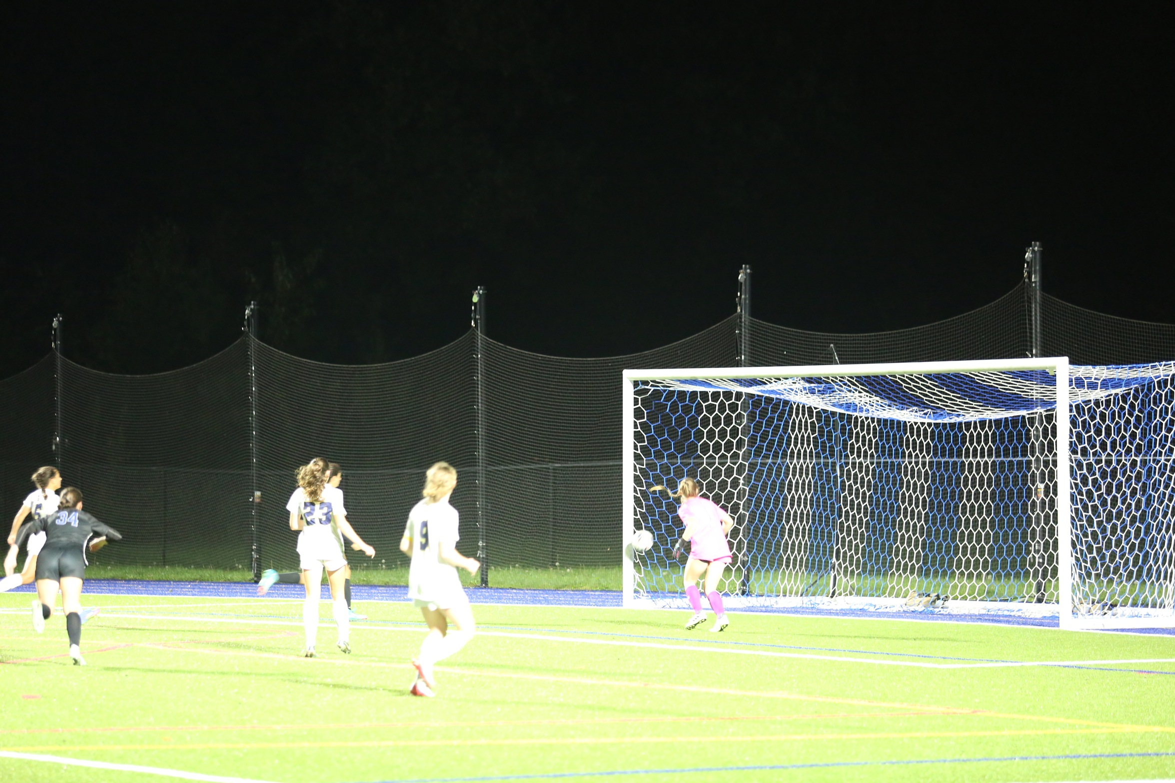 Stevens Ties Shutout Mark, Reddy Scores Late Goal As Women's Soccer Tops USJ To Extend Unbeaten Streak To 11